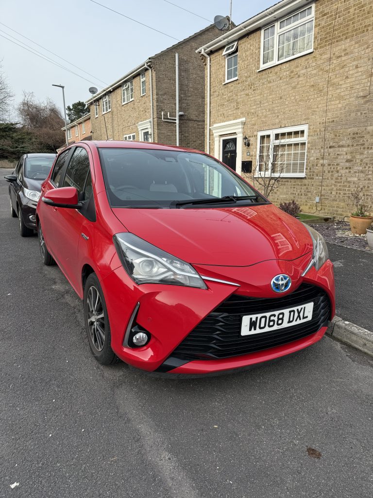2018 Toyota Yaris 1.5 VVT-h Icon Tech 5dr Hybrid E-CVT Toyota Warranty Euro 6